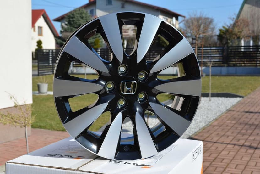 Felgi 17" 5x114,3 Honda Civic Accord CR-V FR-V MR-V Pilot #521