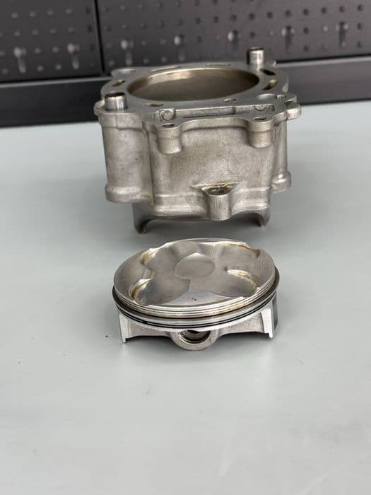 Cylinder + Tłok HONDA CRF250 R 10-17