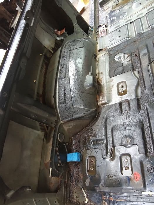 Karoseria Nissan Patrol Y61