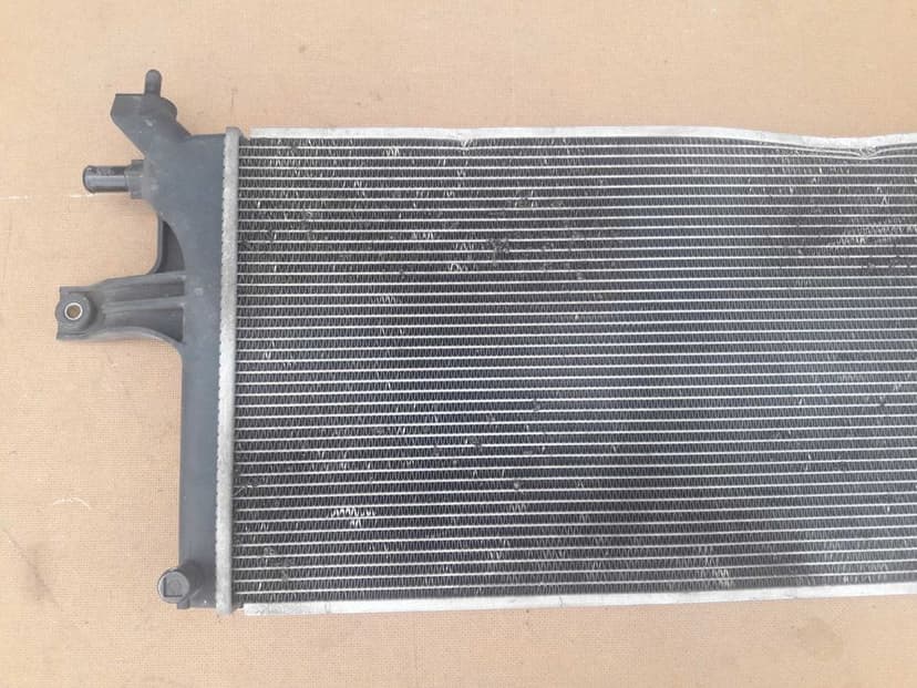 Chłodnica Powietrza Intercooler Wodny Toyota Hilux VIII 2.8D