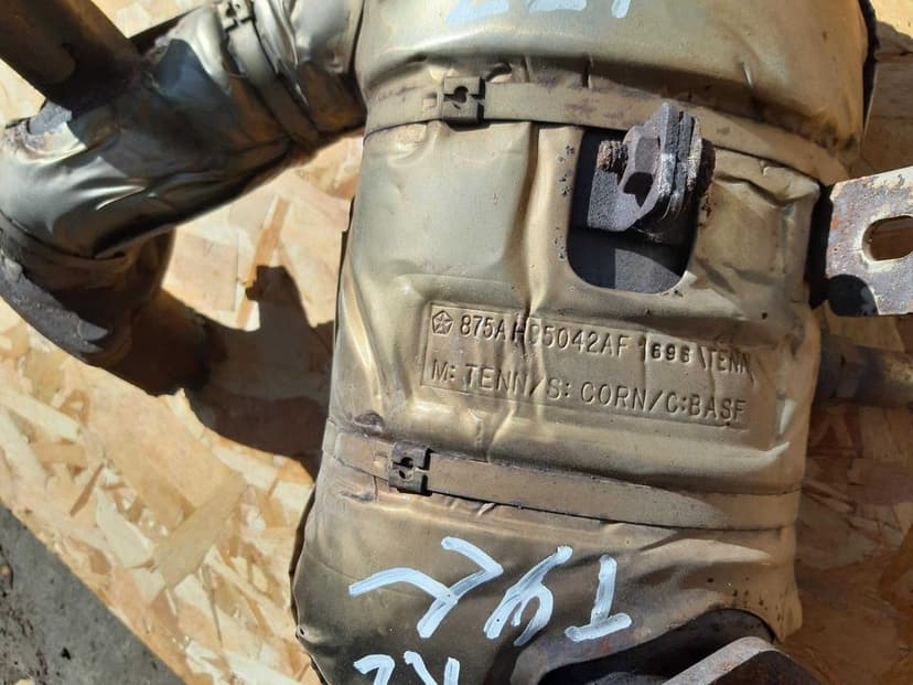 Katalizator Jeep Cherokee KL 14-18r 3.2 tylny