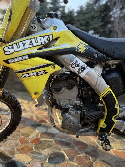 Suzuki RMZ 250 wtrysk stan bdb