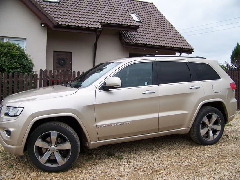 Jeep grand cherokee OVERLAND 3.0 Salon polska