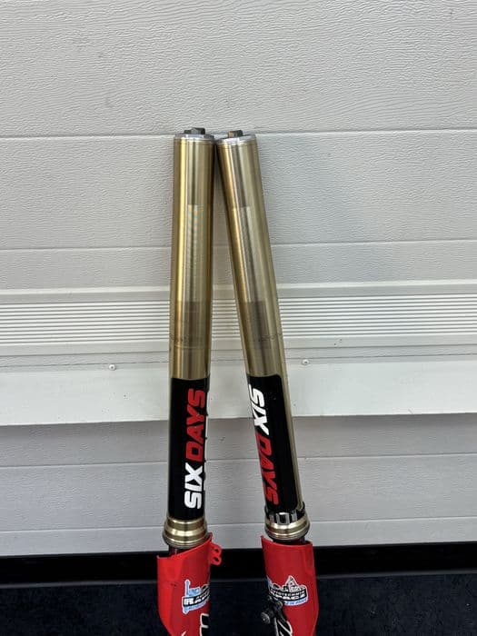 Lagi Zawieszenie Przednie Przód SHOWA HONDA CRF250 / 450  R.2021