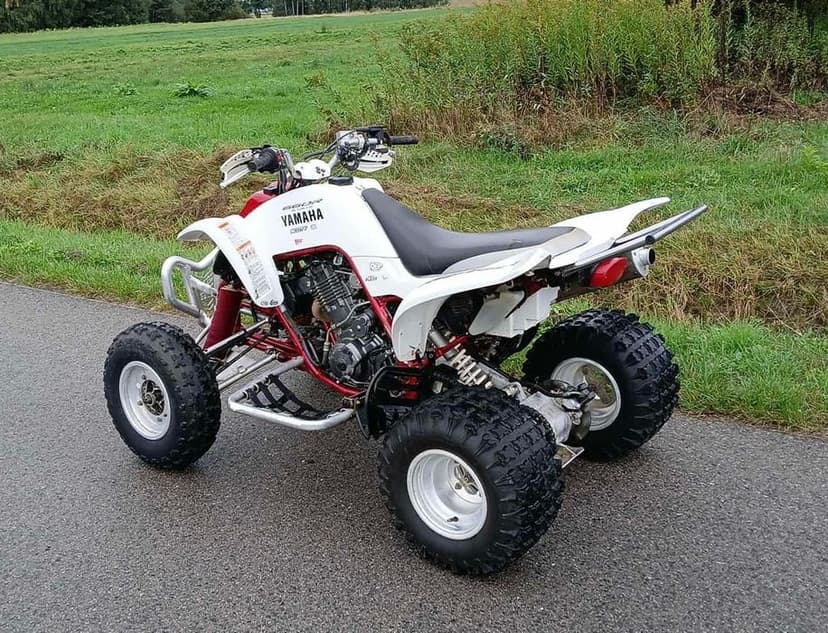 Yamaha Raptor 660