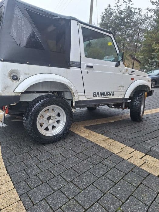 Sprzedam suzuki samurai