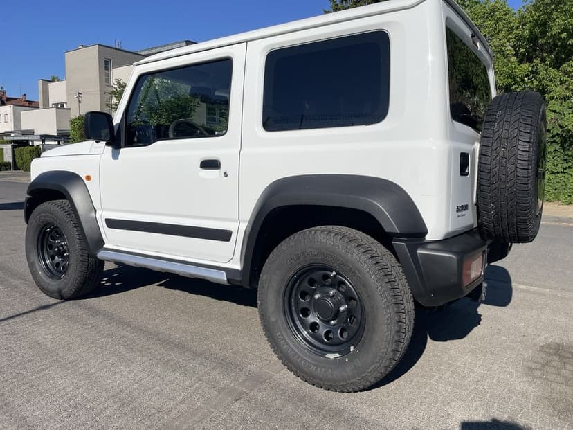 Suzuki Jimny IV 1.5 pro salon Polska