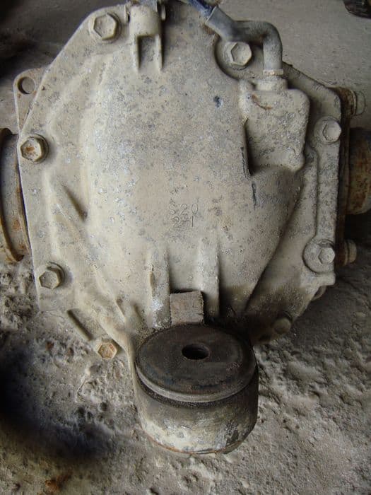 Most przedni Toyota Land Cruiser 100 4,2 TD 1999 rok  4-10