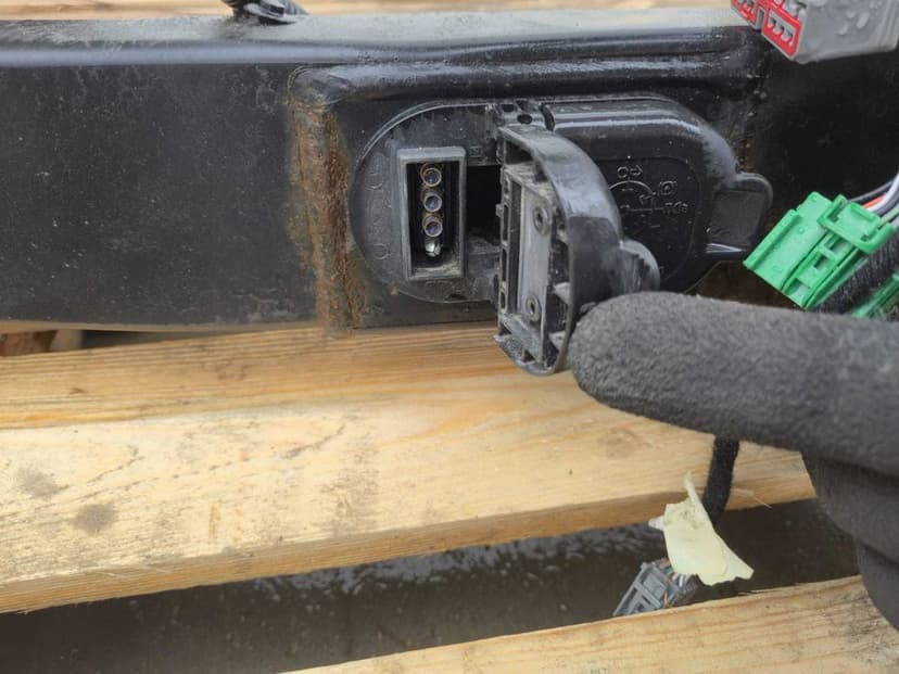 Hak holowniczy jeep cherokee kl 2019 lift