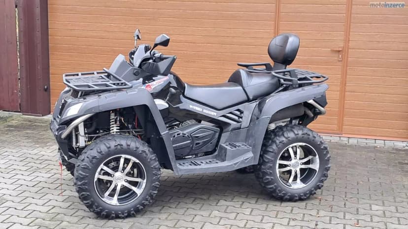 CFMOTO Gladiator X8 EFI V-twin Deluxe