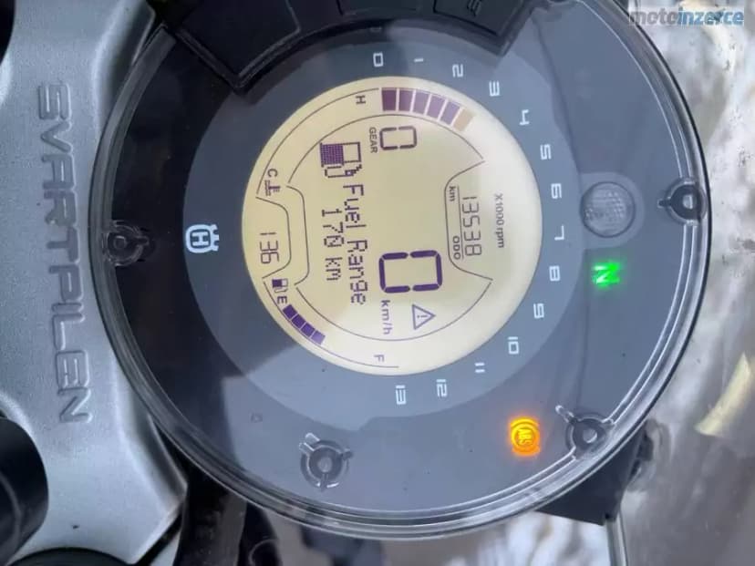 Husqvarna Svartpilen 125