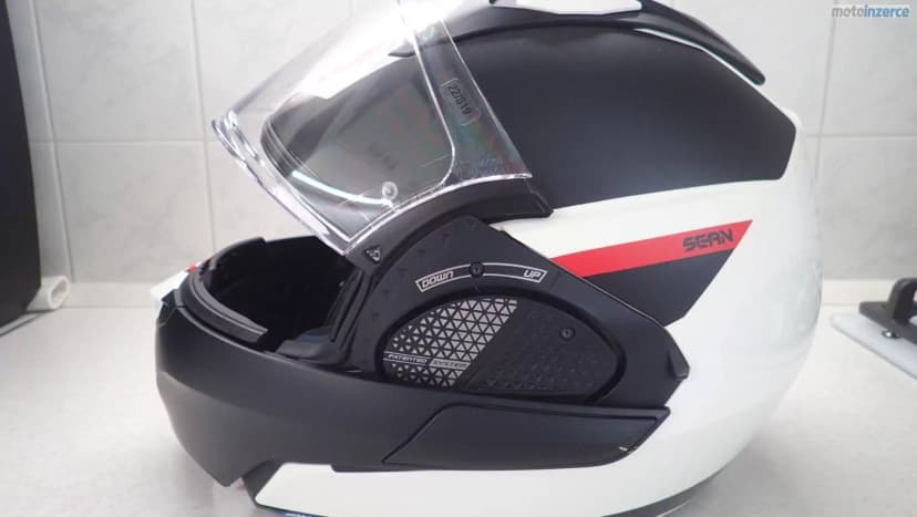 Přilby: Shark, vel. XL