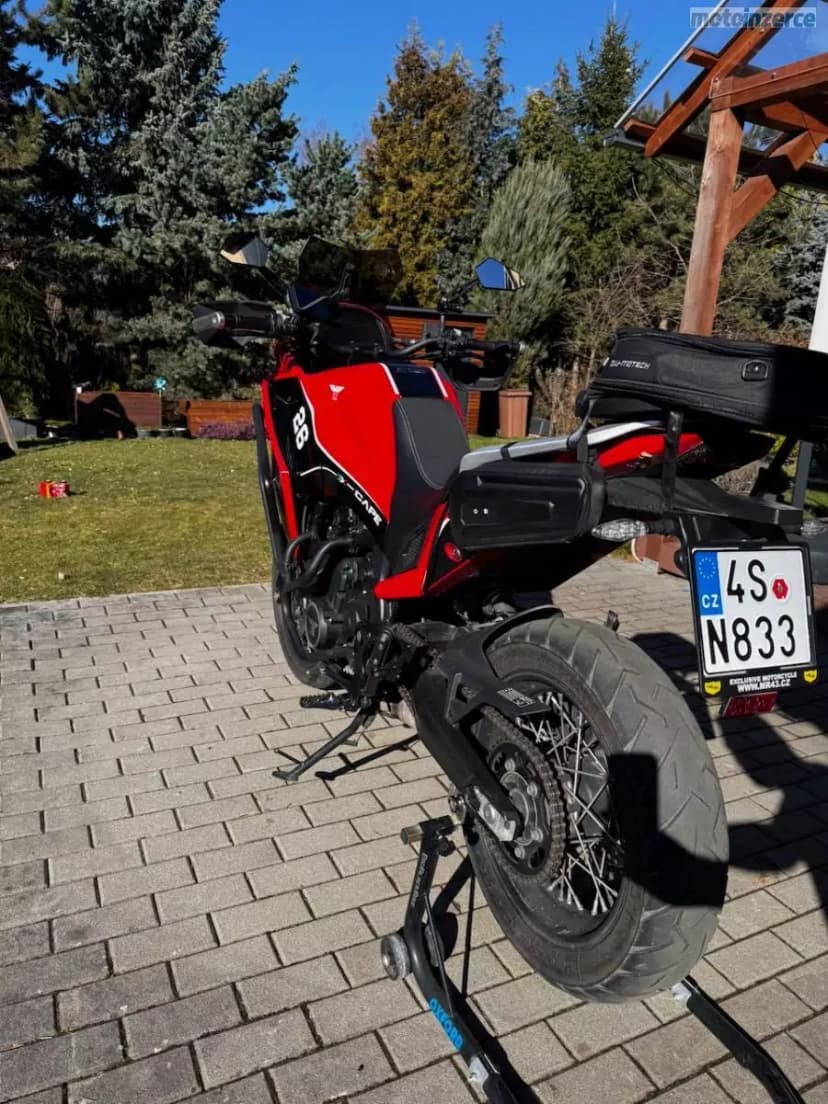 Moto Morini X-Cape 650