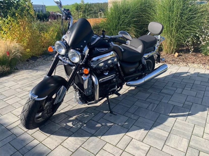 Triumph Rocket III Roadster