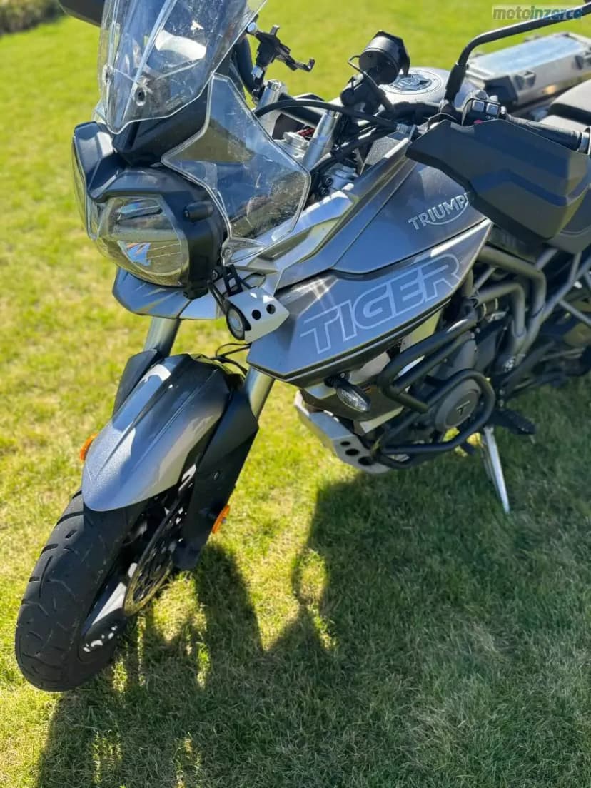 Triumph Tiger 800 XR