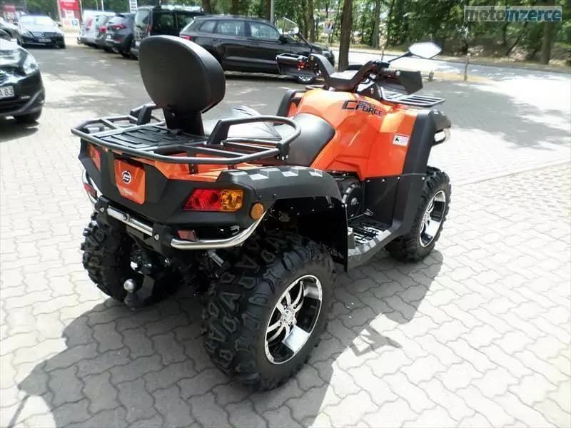 CFMOTO CForce 820