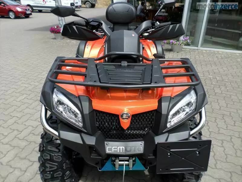 CFMOTO CForce 820
