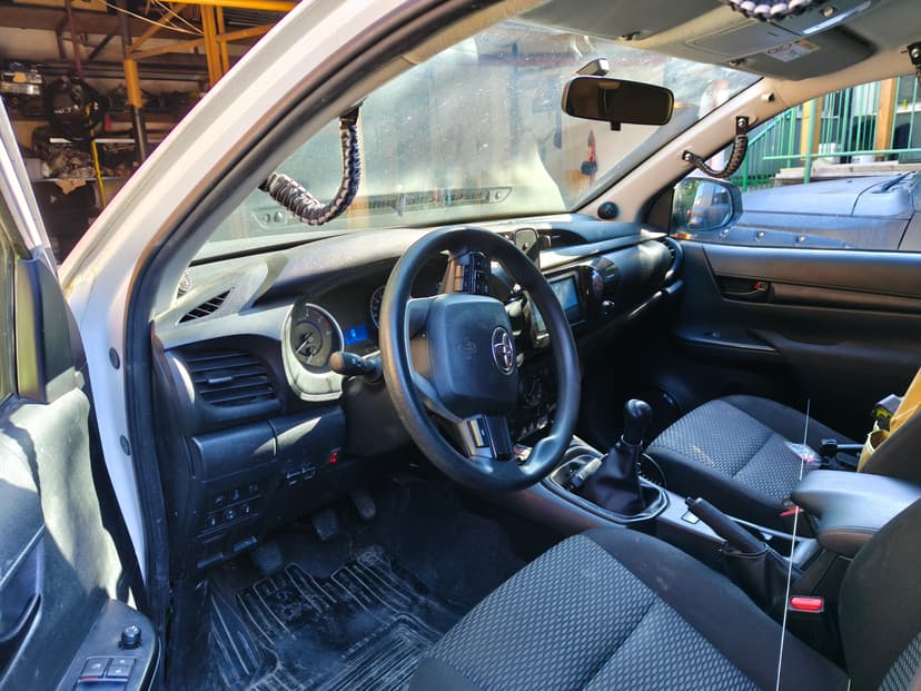 Toyota Hilux 4x4 2016 2.4l diesel 