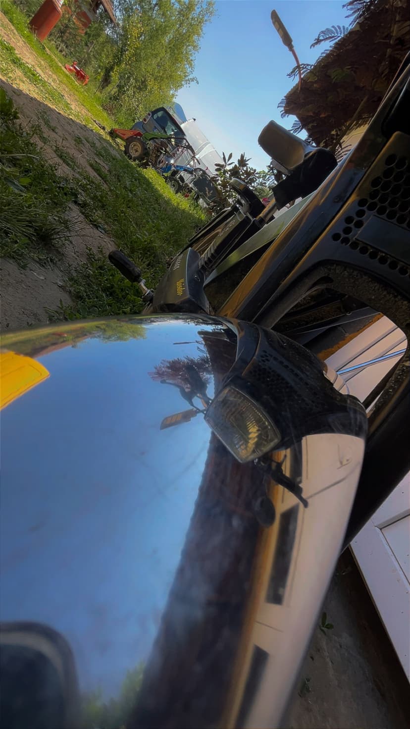 Moped Clasic Peugeot - Perfect pentru Nostalgici și Aventuri Urbane!