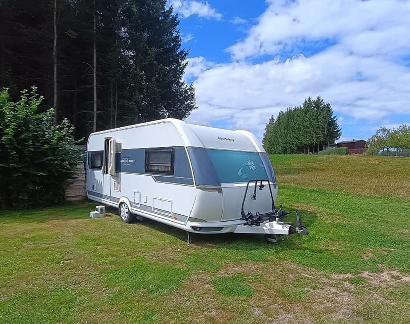 Hobby 560 Excelent, 2x předstan, MOVER, nosič kol