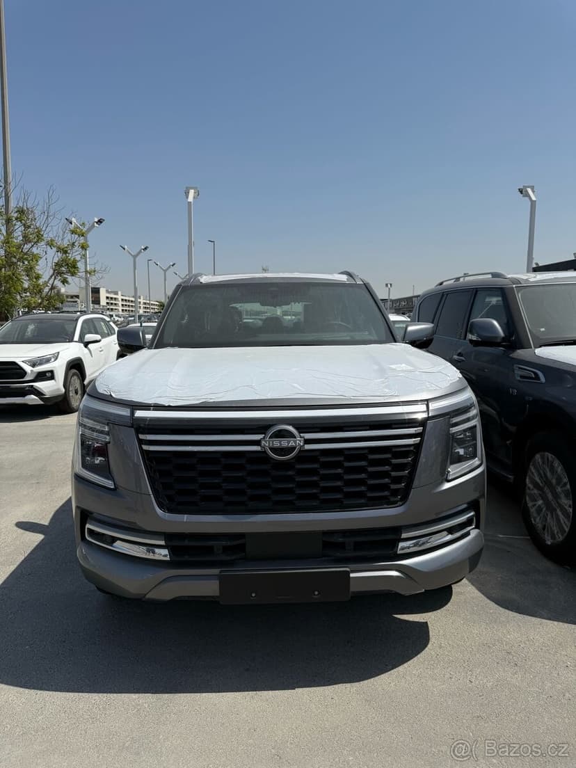 Nissan Patrol Platinum, 3,5l V6, US specifikace