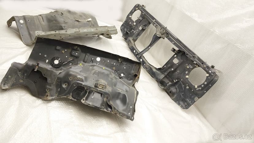 Toyota 4Runner II – Čelo přední, podběhy ocelové