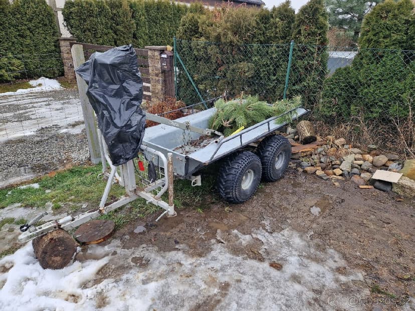 Vyvážečka za čtyřkolku