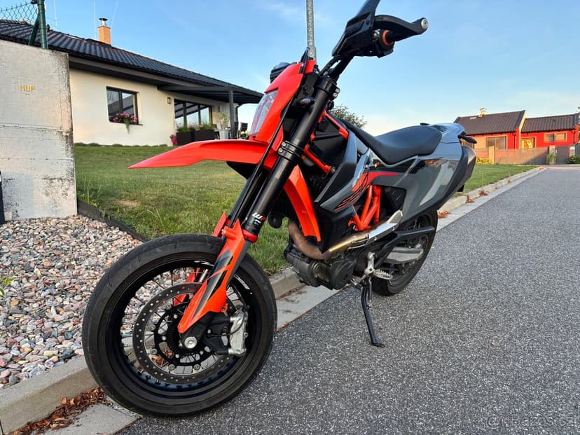 KTM 690 SMC R 2022