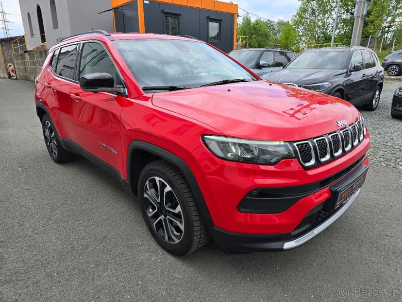 JEEP COMPASS 1,3 110kW LIMITED 2022 KAMERA NAVI KŮŽE ČR -DPH