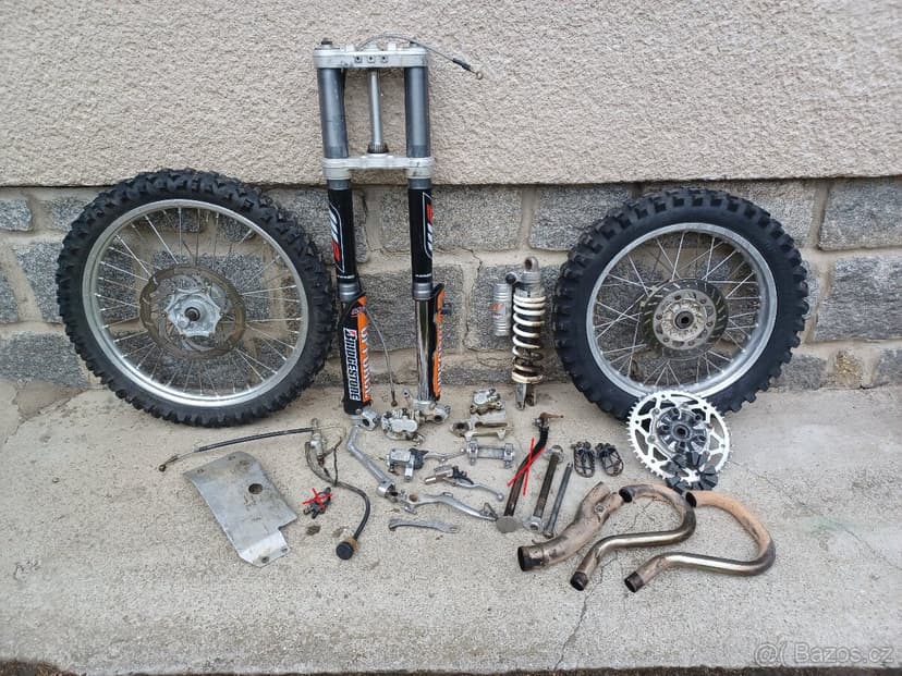 KTM 520 EXC RACING - NÁHRADNÍ DÍLY