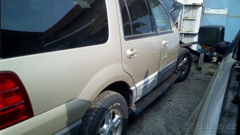 FORD EXPEDITION 2005 (NAVIGATOR)