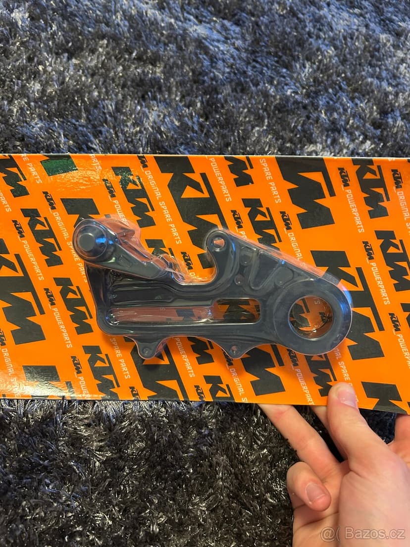 Ktm SX/ XC 2019-22’ cnc držiak zadneho strmena