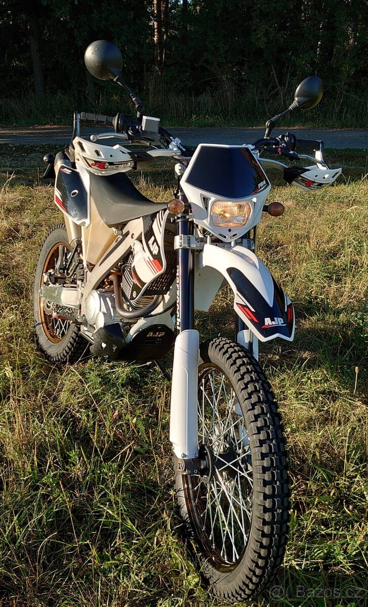 AJP PR4 240 Ultrapassar