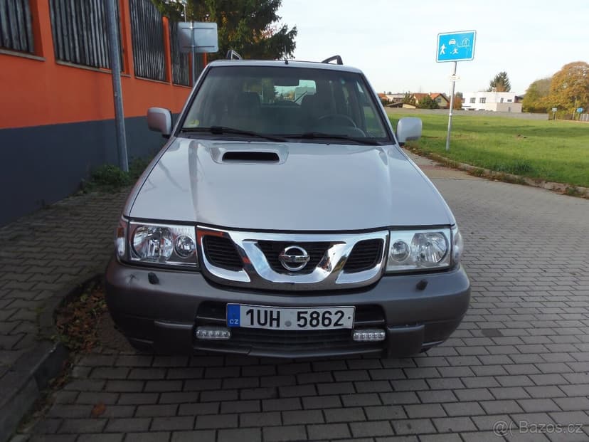 Nissan Terrano II 3.0 TD 4x4 tažné 3t 145500 km