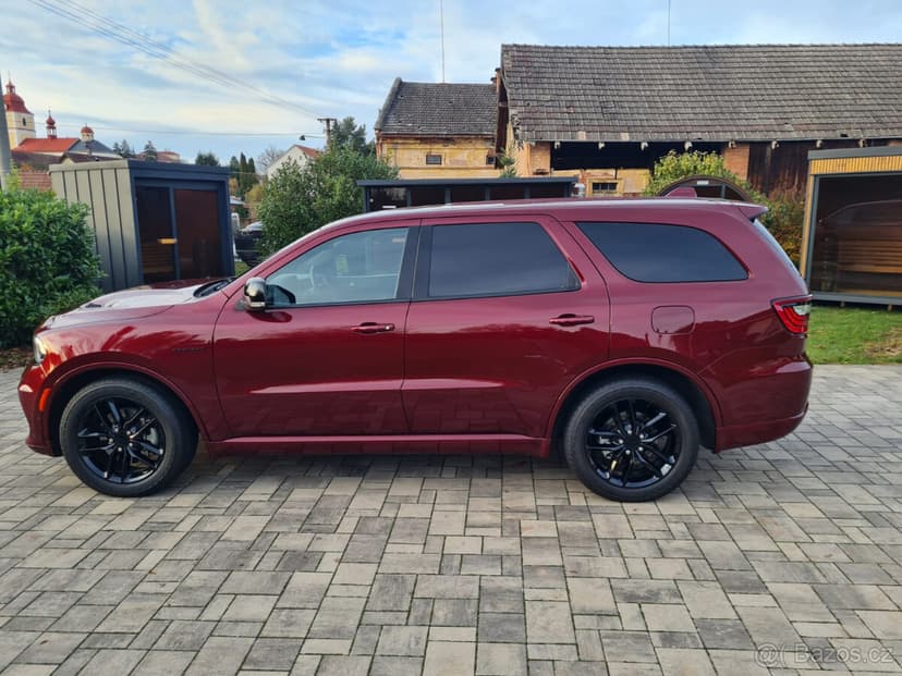 Dodge Durango RT 5,7 V8 AWD, Alcantara, 7 míst, DPH