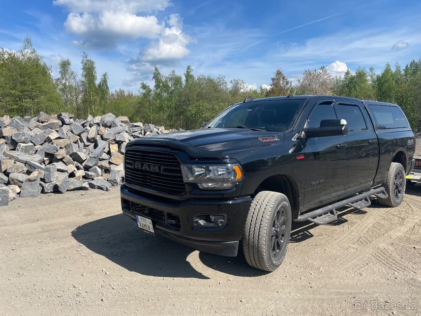 DODGE RAM 2500 heavy duty 6,4