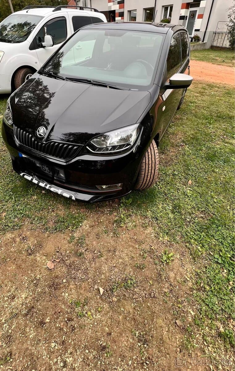 ŠKODA CITIGO 1.0 MPI  MONTE CARLO 55kw  CENA 250.000;