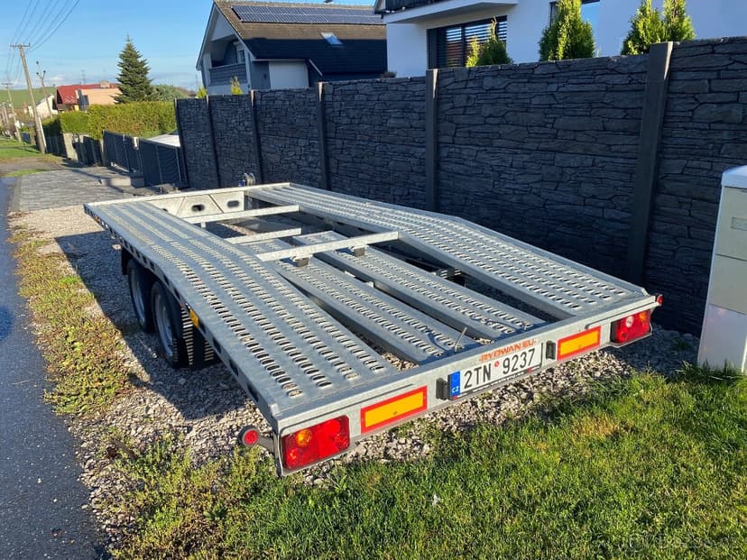 Přívěsný vozík, autopřepravník 410x200 2700kg