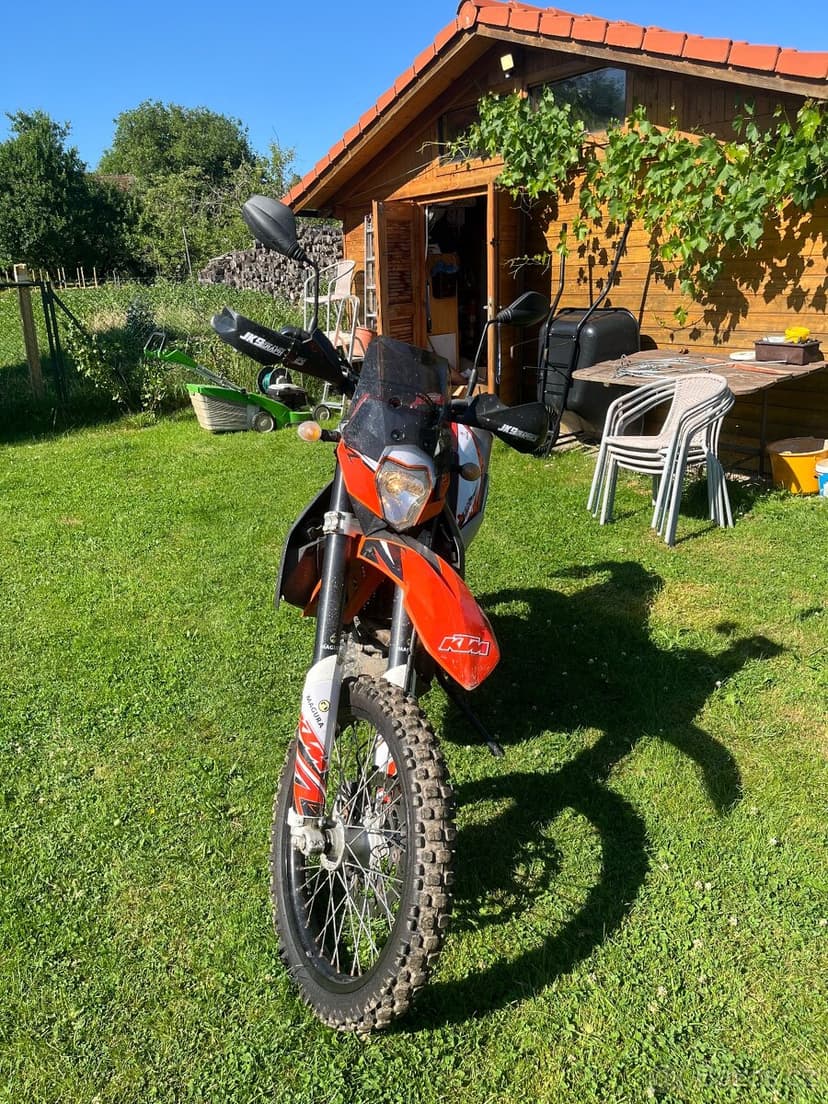 KTM 690 - Enduro
