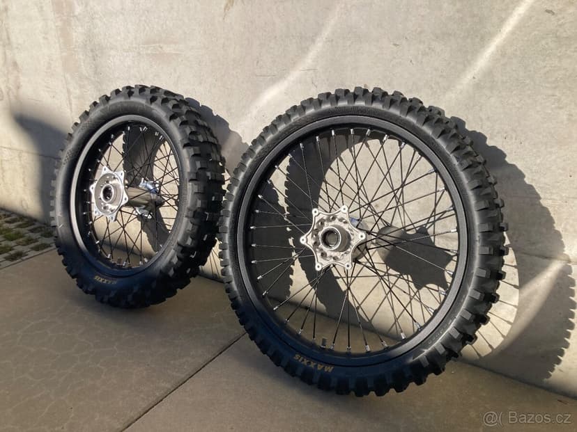KTM kompletní kola pro enduro exc/ exc-f 2025