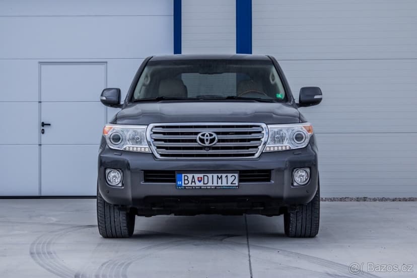 Toyota Land Cruiser V8 4.5 I D-4D Lux