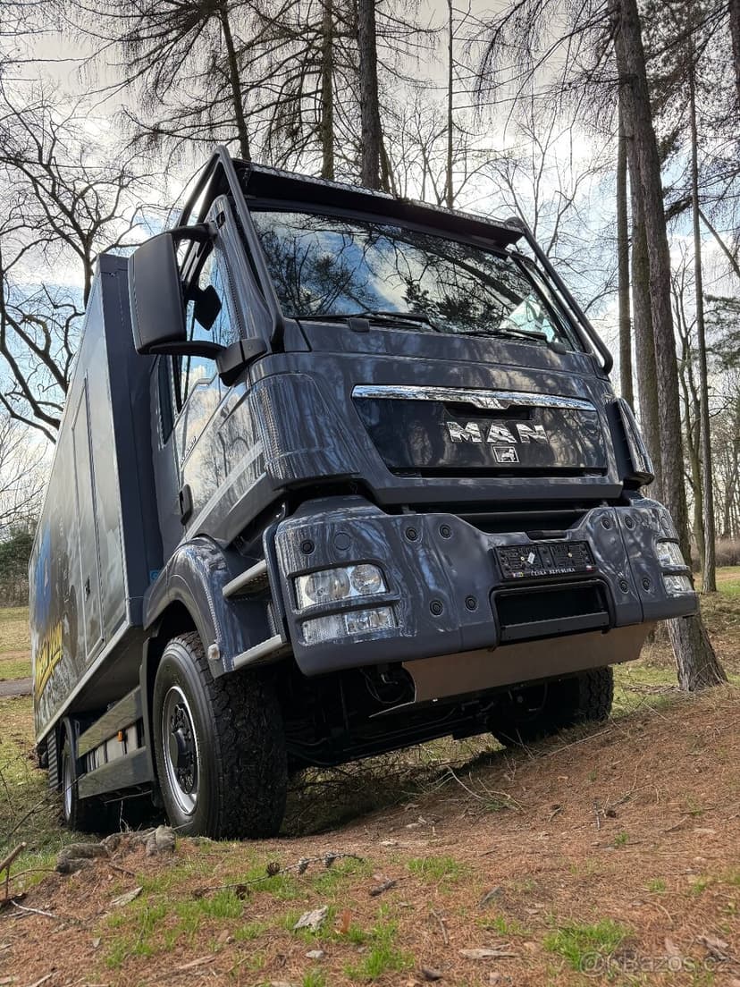 MAN TGS 4x4 servisní kamion pro Rally/Dakar nebo Expediční