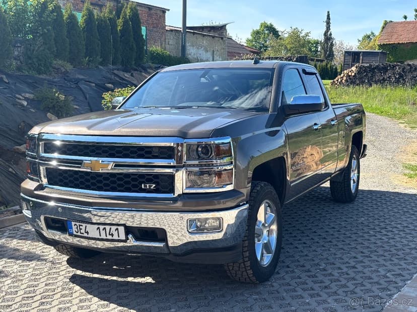 Chevrolet SILVERADO