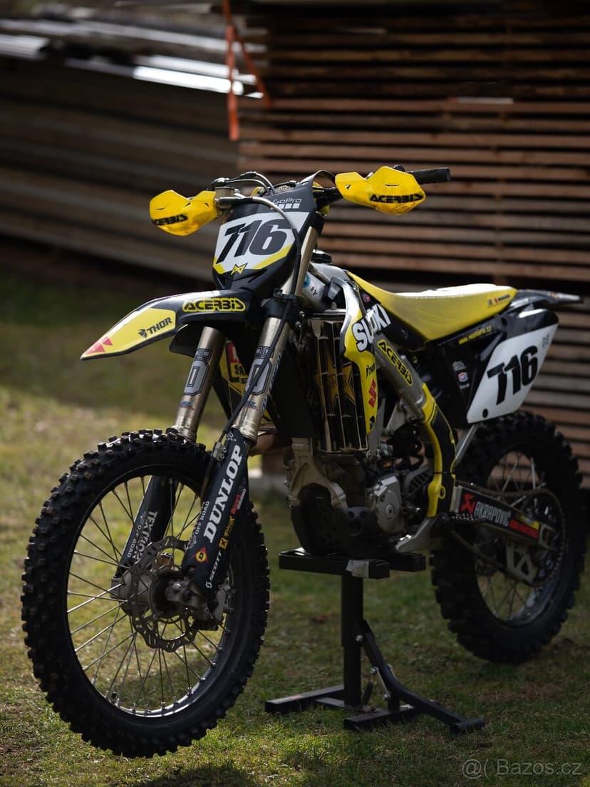 Suzuki RMZ 450 2017 – Ohlins podvozek