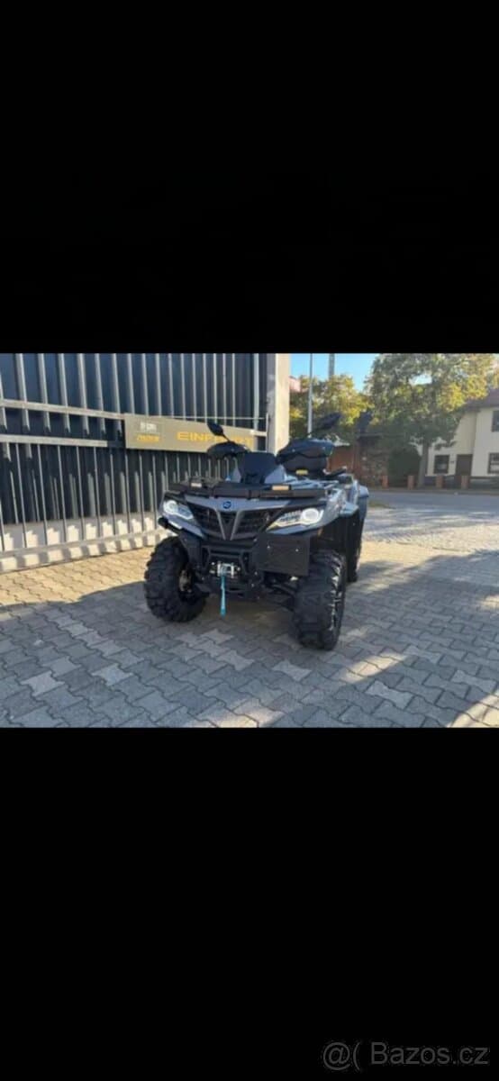 CFMOTO CForce 850 DLX