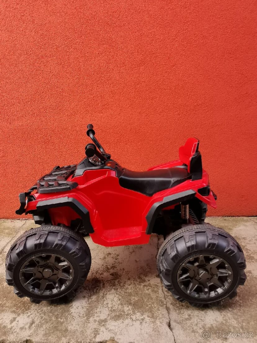 Dětská elektrická čtyřkolka