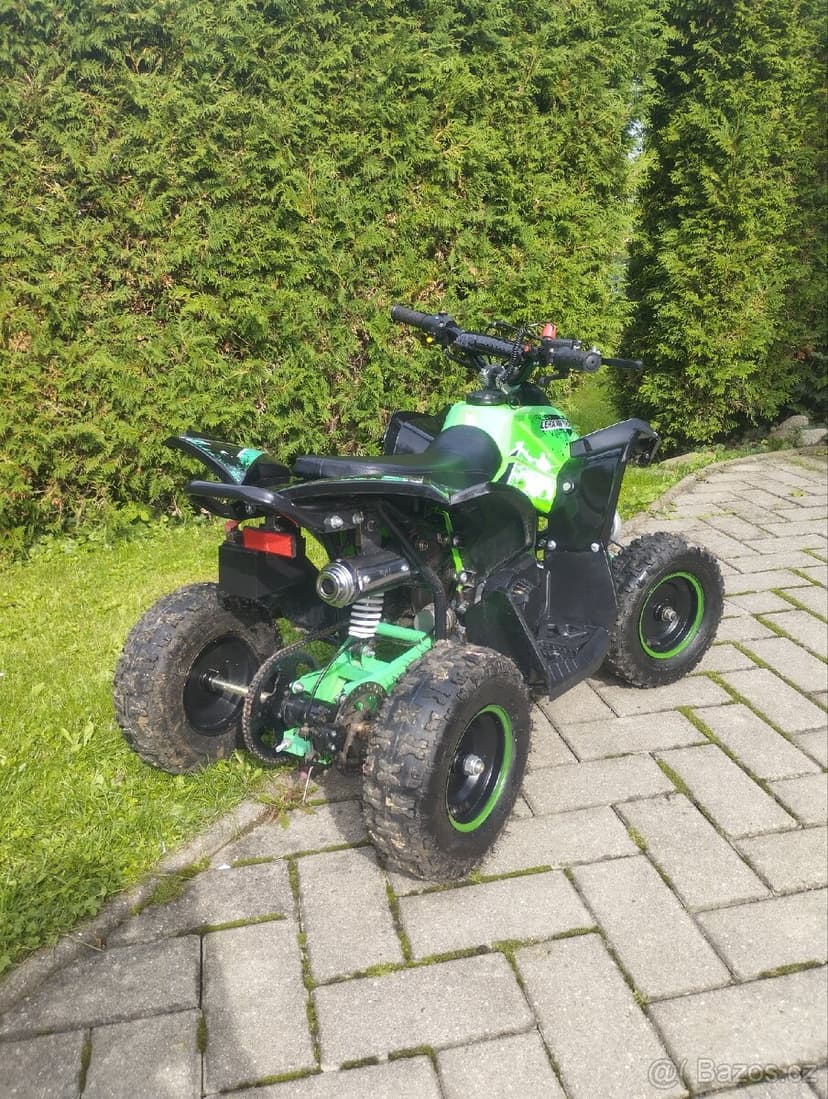 Dětská čtyřkolka 50 ccm