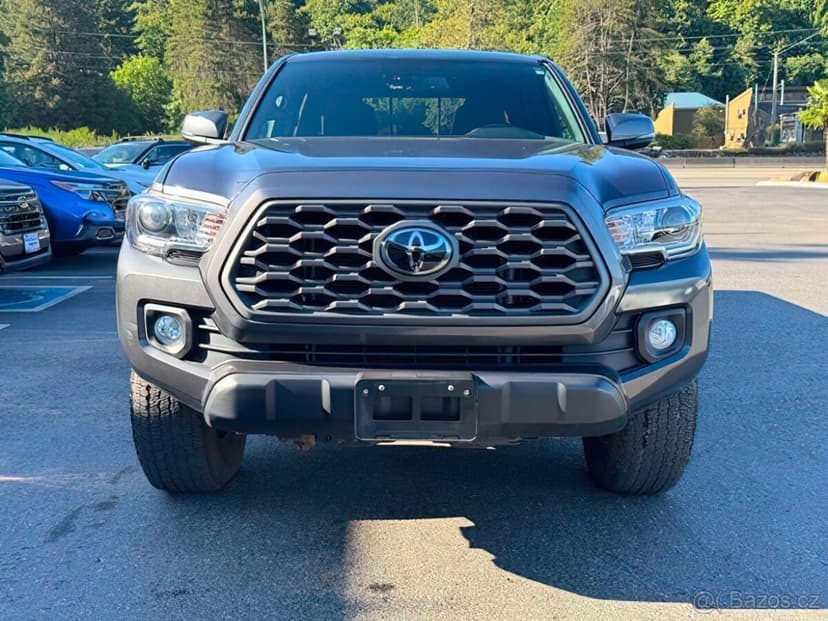 Toyota Tacoma TRD Off-Road 3.5L 4x4 - 2022 rok