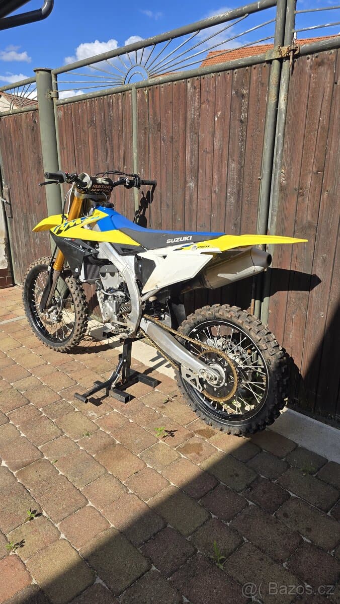 Suzuki RMZ 250 2024