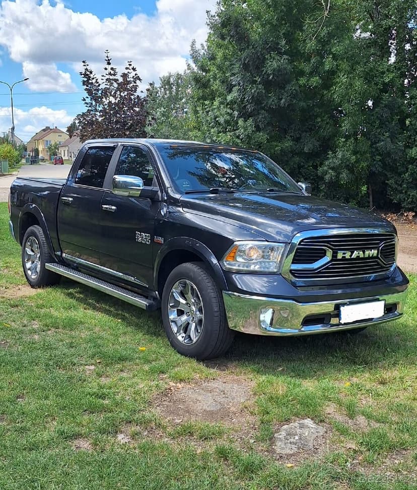 DODGE RAM 1500 5.7 HEMI,LIMITED,VZDUCH
